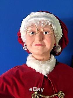 Mrs. Santa Claus, 5 Ft Tall Life Size, Animated, Christmas