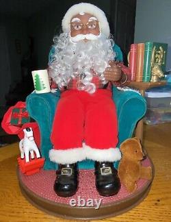 1980s Avon African American Read Me A Story Santa Claus Christmas Figure WORKS