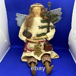 1990 RARE Folk Art Primitive PIG PEN HILL Angel IDA Winter Doll Handmade 20