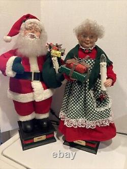 1993 Holiday Creations Mr & Mrs Santa Claus Lighted Motion Figures 24
