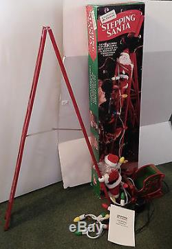 1994 Mr Christmas Animated Stepping Santa Claus Climbing Ladder Decoration China