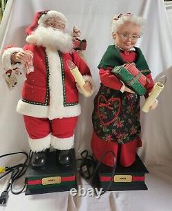 1995 Holiday Creations Mr & Mrs Santa Claus Lighted Animated Motion Figures 24
