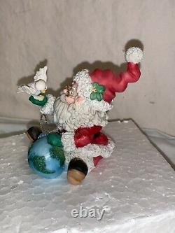 1995 SANDI ZIMNICKI Santa Claus FRIENDSHIPS ARE THE SEEDS OF PEACE Figure MIB