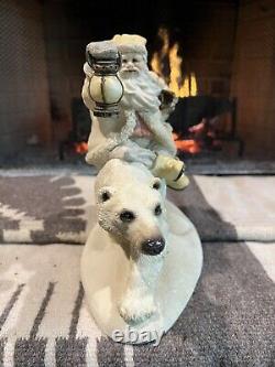 1995 United Design Legend Santa Claus Into The Wind Victorian White Polar USA