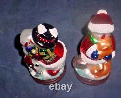 2 Snowman Thomas Paccone 2004 Glass Wood Stand Christmas Ornaments Figures