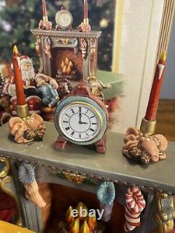 2002 CHRISTMAS SANTA SCENE Porcelain Figures Grandeur Noel Holiday Mantle Gift