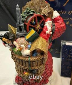 2002 Pipka Pere Noel French Father Christmas 10.5 Memories of Christmas Figure