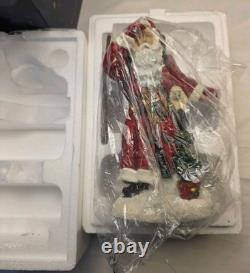 2002 Pipka Pere Noel French Father Christmas 10.5 Memories of Christmas Figure