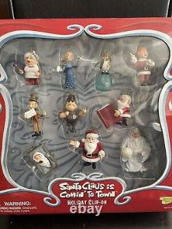 2004 Memory Lane SANTA CLAUS IS COMIN TO TOWN Holiday Clip On Collection