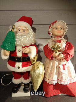 24 Inch Holiday Time Mr And Mrs Clause Animated Holiday Figure 1986