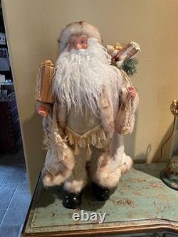 25 SANTA CLAUS FIGURE/STATUE, White Christmas Clothing, wood and plastic