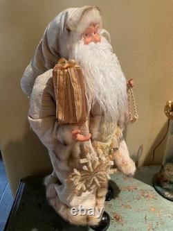 25 SANTA CLAUS FIGURE/STATUE, White Christmas Clothing, wood and plastic