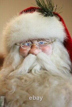 A Vintage Christmas Santa Claus, Brian Kidwell, NEW, 30 x 17 x 12