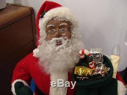 ANIMATED HOLIDAY CREATIONS 1995 BLACK AFRICAN AMERICAN SANTA CLAUS with CANDLE