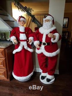 Animated Life Size 5 Foot Mrs Santa Claus & Santa Claus Sings & Dances Christmas