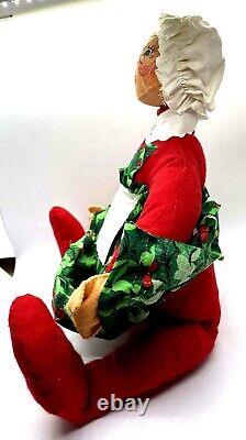 Annalee Mr and Mrs Santa Claus Figures Mobiltee Dolls Large Set Pair1963