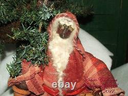 Arturo E. Reyna SANTA CLAUS FIGURE AMERICANA FOLK ART PRIMITIVE VICTORIAN STYLE