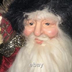Bombay & Company LG Sitting Santa Claus Figurine Doll with Elves + Gifts EUC