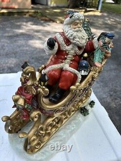 Christmas Decor Heritage Mint Porcelain Santa Sleigh And Reindeer Figurines Set