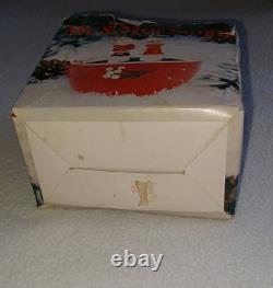 Christmas Mr. And Mrs. Santa Claus Dancing /Ice Skating Music Box Rare Vintage