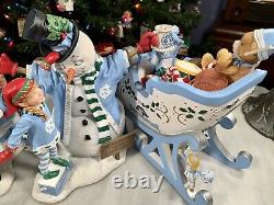 Danbury Mint Carolina Tar Heels Figures Santa Mrs Claus Kids Snowman Sleigh EUC