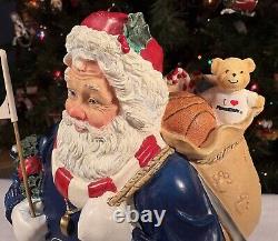 Danbury Mint PENN STATE Nittany Lions SANTA & MRS CLAUS Christmas Figures NCAA