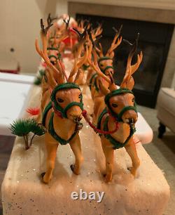 Epic Mid-Century Christmas Santa Claus In Sleigh with8 Reindeer On Foam Display