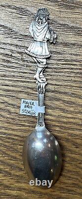 Full Figure Santa Claus /St. Nick Sterling Souvenir Spoon No Monogram