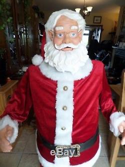 Gemmy Santa Claus Father Christmas Singing and Dancing. 5ft Tall Karaoke Figure