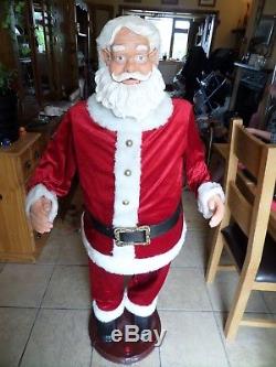 Gemmy Santa Claus Father Christmas Singing and Dancing. 5ft Tall Karaoke Figure