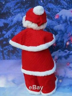 Giant 30 Annalee Classic Mrs Santa Claus Doll with Hand Warmer/Muff 620904 NEW