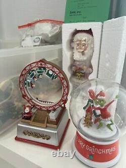 HUGE CHRISTMAS LOT Sam Inc. Mr&Mrs Santa Claus Bobblehead AND GLOBES ALL WORK