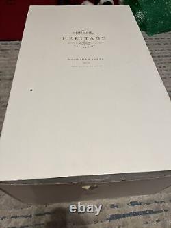 Hallmark Heritage Collection Woodsman Santa 18.25 Figurine 2017 Limited Edition