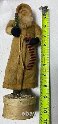 JONI 2001 FOLK ART SANTA CLAUS CANDY CONTAINER wStocking & Feather Like Tree