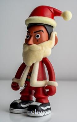 Kidrobot Estate MERRY X'MAS X'MAS SPECIAL SANTA CLAUS 5.5 + Tee Shirt Rare