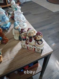 LOT of 33 Vintage VTG Santa Claus Figures Snowmen And Bears/ Merry Christmas
