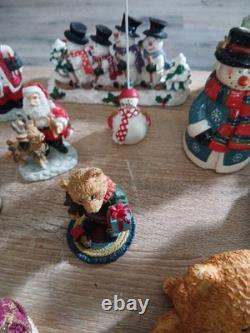 LOT of 33 Vintage VTG Santa Claus Figures Snowmen And Bears/ Merry Christmas