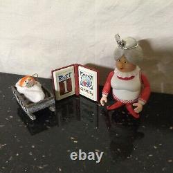 Large Set Of Santa Claus Is Coming To Town Figures