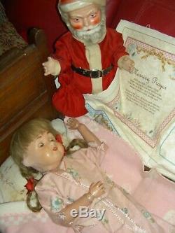 Large antique jointed composition SANTA CLAUS doll figure, molded beard & boots