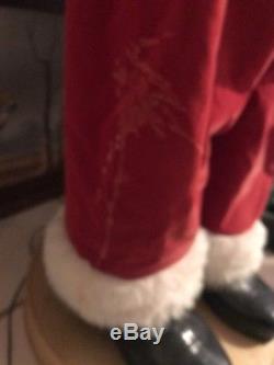 Life Size Dancing Singing Animated Santa Claus figure