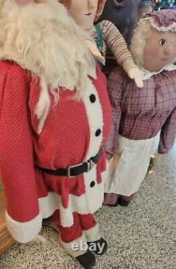 Life Size Folk Art Santa Ms. Clause And Elf figurine statue Christmas Decor