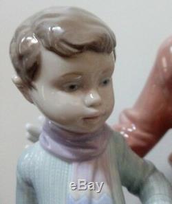 Lladro A SPECIAL TOY Santa Claus & Boy Saint Nicholas 5971 Retailed @ $950