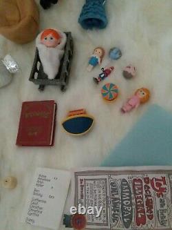 Lot Of Vintage Santa Claus Is Coming To Town Figures 43 Pieces In All
