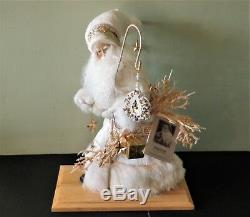 Lynn Haney 2000 Christmas Twilight 1150 Santa Claus Figure