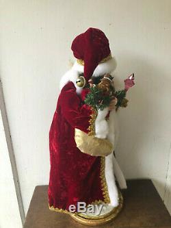 MARK ROBERTS Collection Red Velvet SANTA CLAUS Statue Figurine Christmas 23
