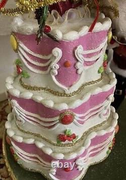 Mark Roberts -Ltd Ed Santa Decorating A Cake 26 in. Stunning On Base