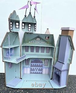 Memory Lane Rudolph Red Nosed Reindeer Santas Castle Playset w Bumble Figures