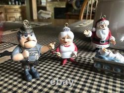 Memory Lane Santa Claus is Comin' Coming To Town 10 PVC Figures/Ornaments