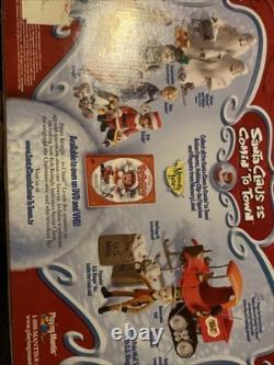 Memory Lane Santa Claus is Coming To Town Action Figure Set Trio Kris Kringle