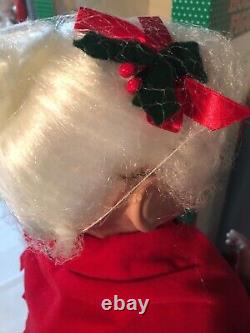 Merry Christmas 24 Animated Holiday Figure Mrs. Claus Motionettes Santa